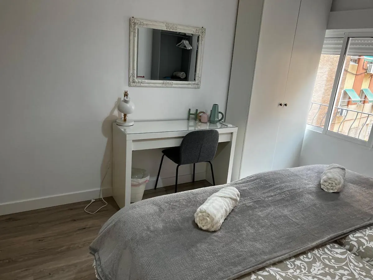 3Centro Malaga Especial Grupos Parking Gratis Apartamento 0*,  Espanha